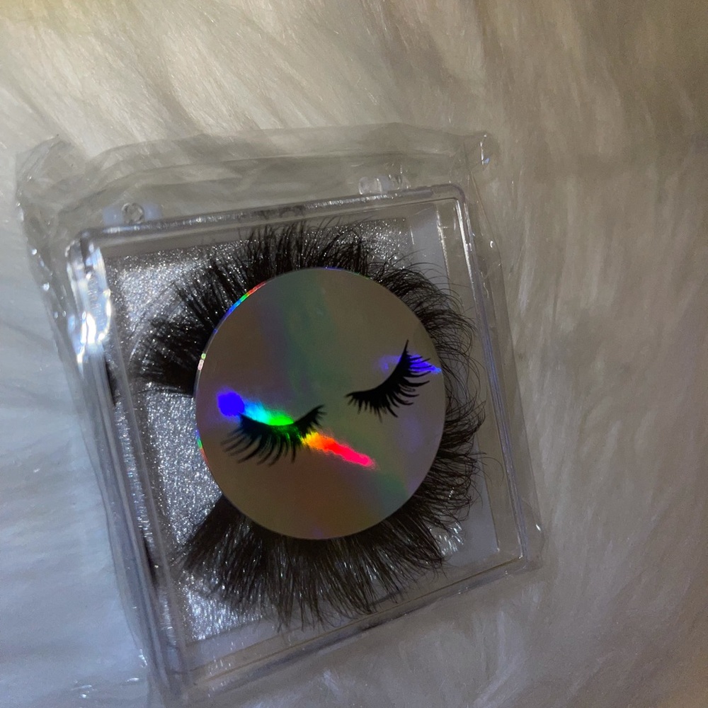 25 MM Mink Reusable Strip Lashes